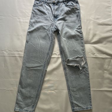 Bershka High-Waist-Jeans in Blau