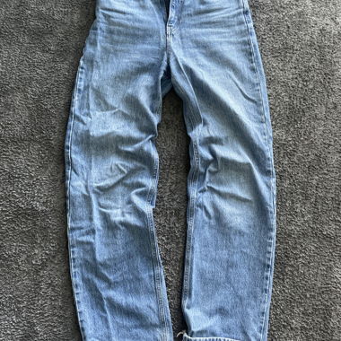 Light Blue Straight-Leg Pull&Bear Jeans