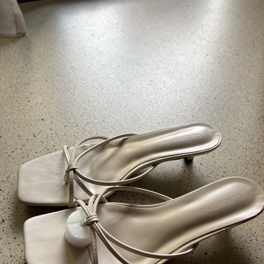 Niedliche Kitten Heels