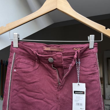 Detailed Jeans