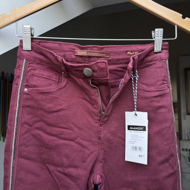 Detailed Jeans