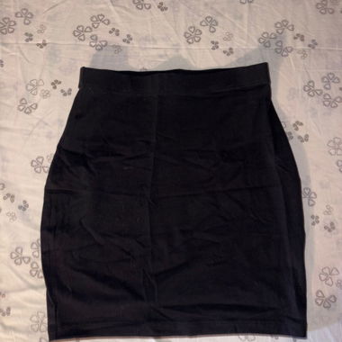 Black Fitted Skirt