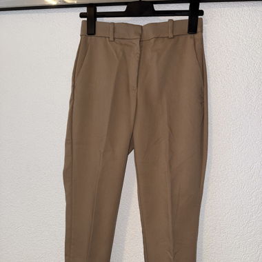 Pantalon tailleur couleur camel 