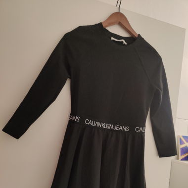 Schönes Calvin Jeans Kleid