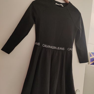 Schönes Calvin Jeans Kleid