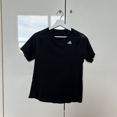 T-shirt sportivo adidas nero