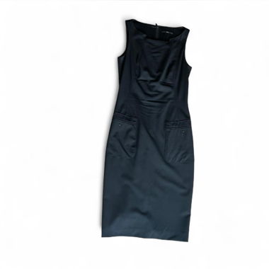 Black vintage boss sleeveless dress (Size 34)