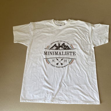 Weisses Minimalistisches T-Shirt XL