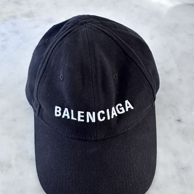 Balenciaga Cap unisex