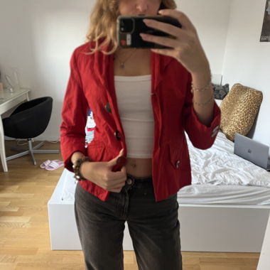 Rote Jacke