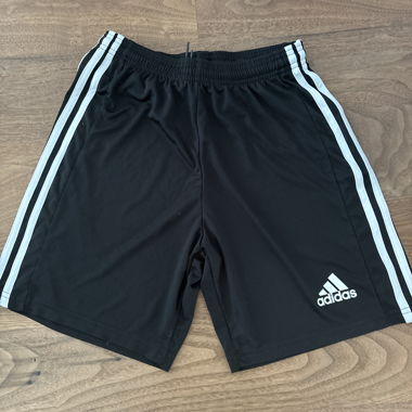 Short de sport Adidas noir