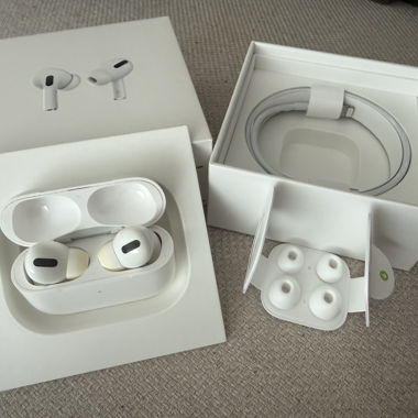 Apple AirPods Pro mit MagSafe Case