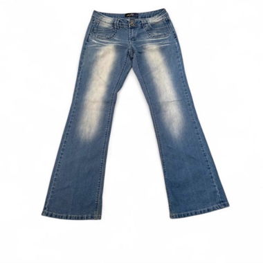 Low-Rise-Flare-Jeans