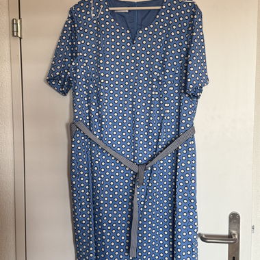 Kleid