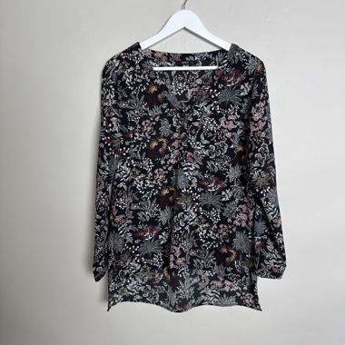ONLY floral blouse size 38