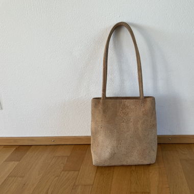 Kork-Handtasche mit Henkel