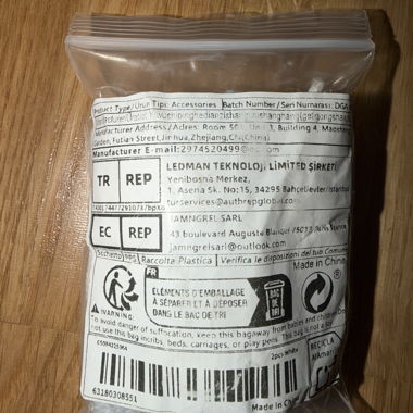 Weisse Schnuersenkel