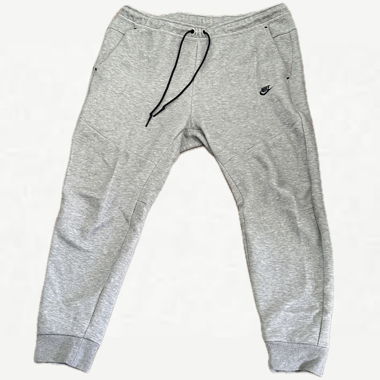 Nike Tech Fleece Serie 2024/25