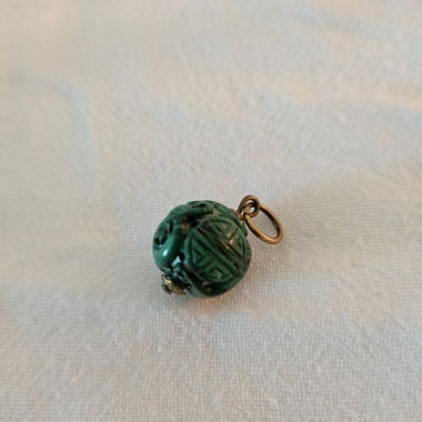 Pendentif en bijou vert