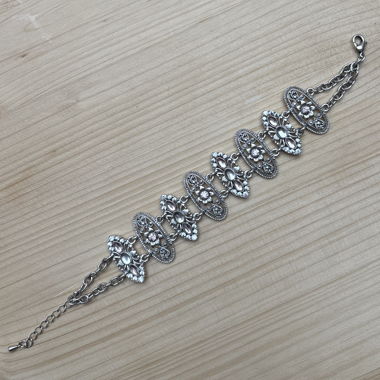 Silver-tone Bracelet with Floral Patterns