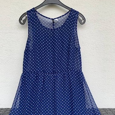 Dress with dots