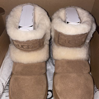 UGG Chillapeak