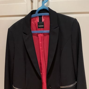 Klassischer Blazer dunkelblau rotes Futter 