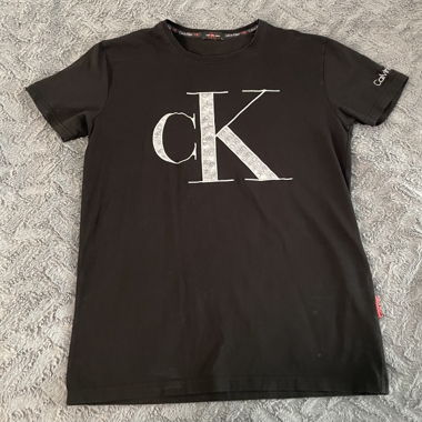 Calvin Klein T-Shirt in schwarz