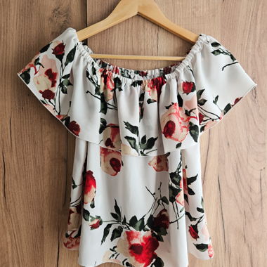 Top floreale Wilfred Aritzia con spalle scoperte