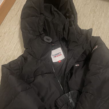 TOMMY JEANS JACKE