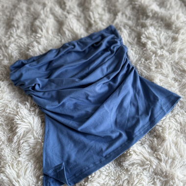 Blaues Tube-Top