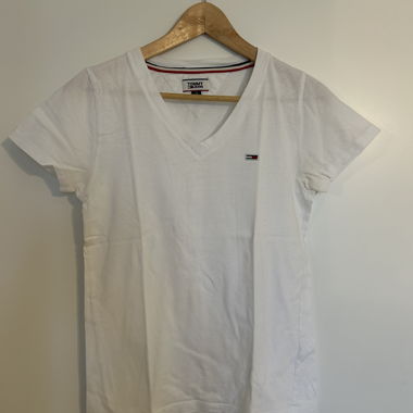 tommy hilfiger t-shirt