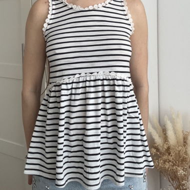 Geringeltes ärmelloses Peplum-Top