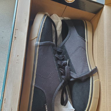 Airwalk shoes