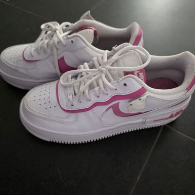 Chaussures Nike femme, pointure 39