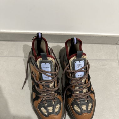 Alexander McQueen 42