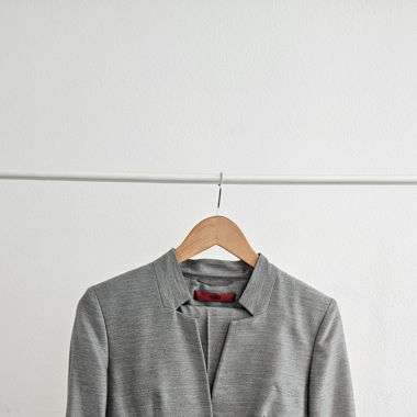Suit 