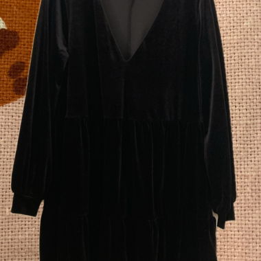 Vestito nero in velluto
