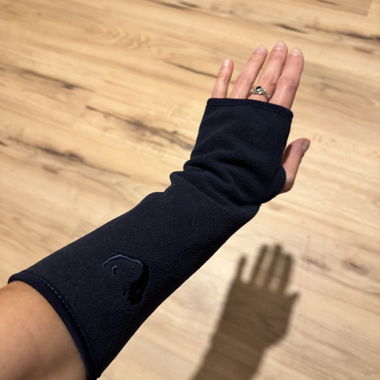 Dark blue leg warmers