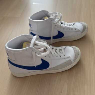 Nike Blazer Mid 77