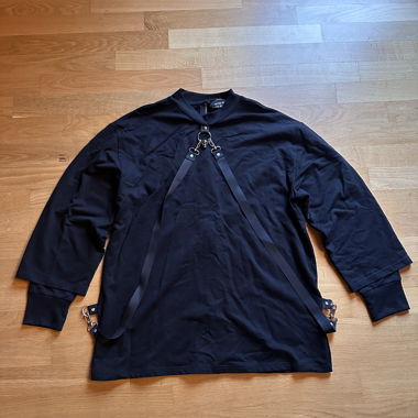Top Killstar a maniche lunghe con harness