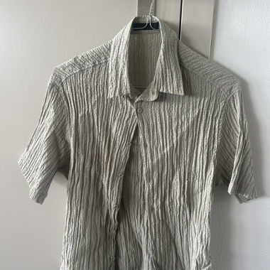Short-Sleeve Shirt