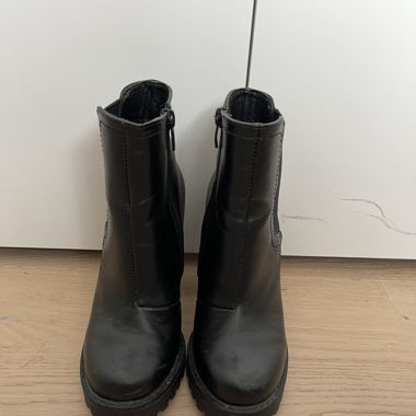 Schwarze Marypaz Stiefeletten mit Absatz
