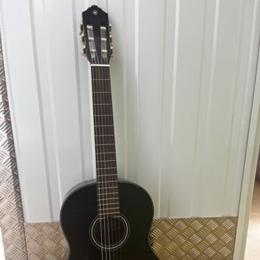  YAMAHA Gitarre C40BL