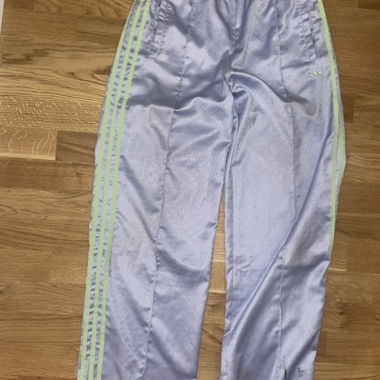 Pantaloni da training Adidas viola
