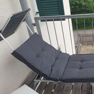 Sonnenliege Neuwertig mit dickem Polster