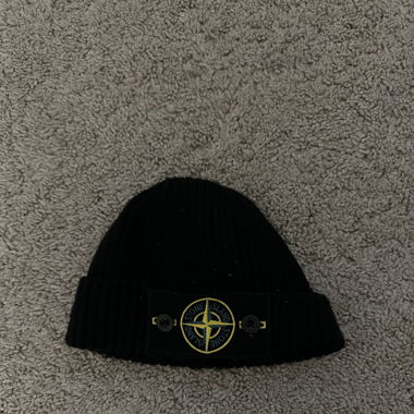 Bonnet Stone Island