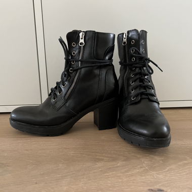 Nero Giardini Stiefelette Gr. 38