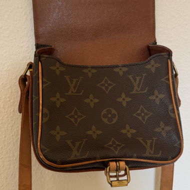 LOUIS VUITTON Schultertasche CanvasBraun