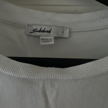 Subdued Cropped T-Shirt